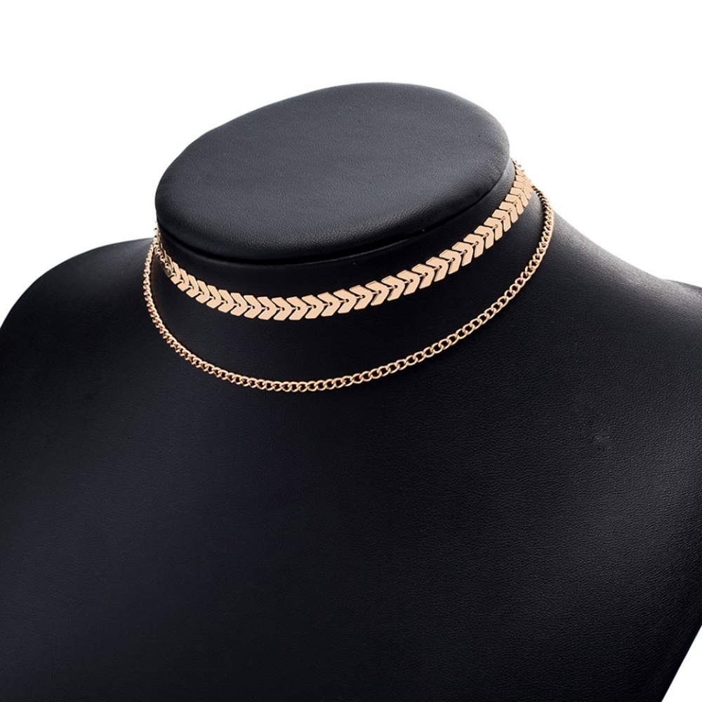 ❤️ 3/$30 Layered Fishtail Arrows Choker - Picture 3 of 5
